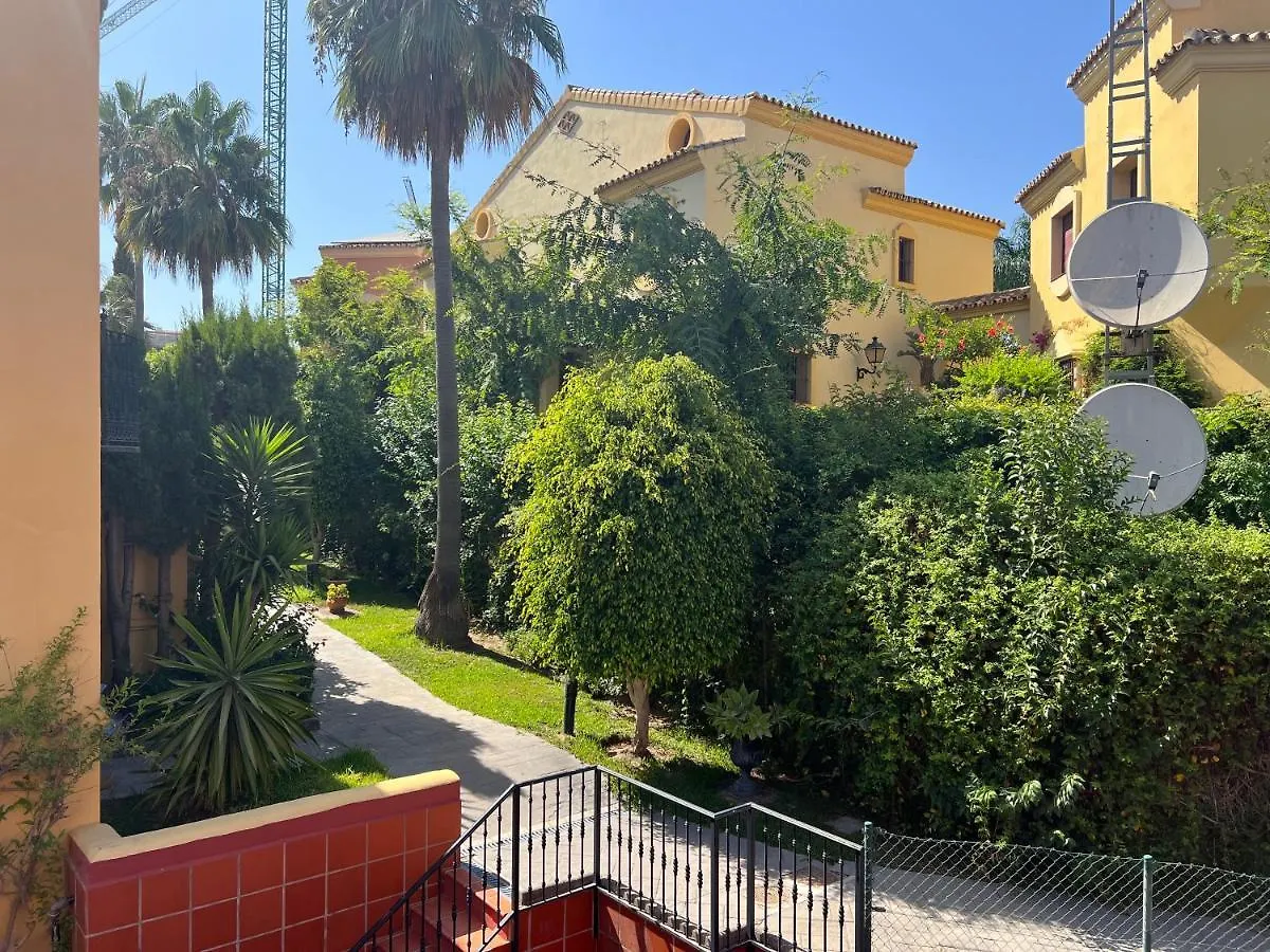 Apartment Spacious Golden Mile Townhouse Marbella